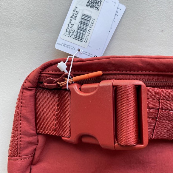 NWT Lululemon Everywhere Belt Bag 1L Terra Orange Fall Limited Color - Picture 5 of 11
